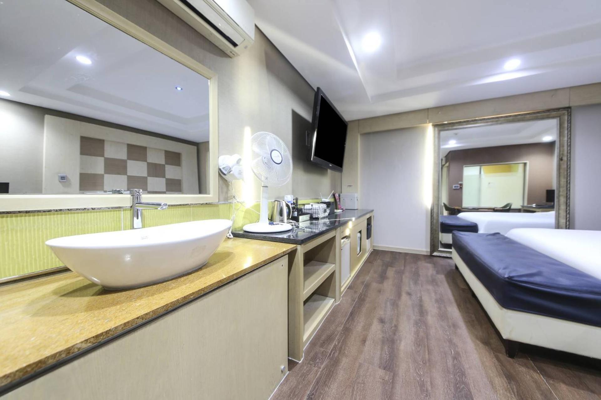 Q5 Hotel Busan Songdo エクステリア 写真